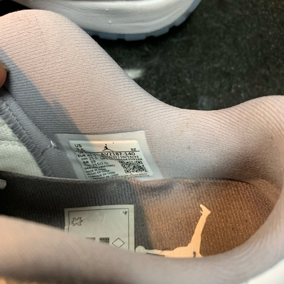 2023
Air Jordan 11 Retro Low \'Cement Grey\'
Sz 7.5 Nwb main image 5
